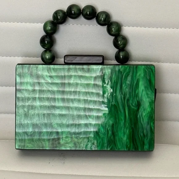 Elegant Green Handbag with Beaded Handle - Picture 7 of 13